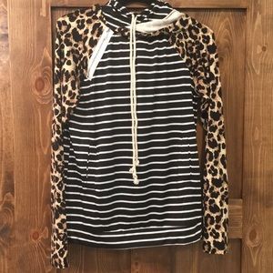 Leopard hooded top